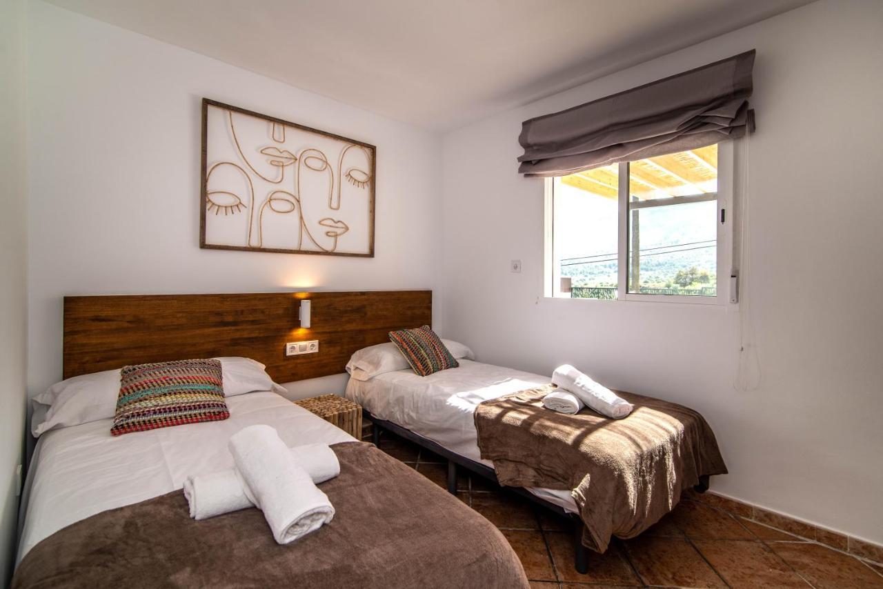 Palm Tree Villa - 5Bdr Paradise Pool / Chill Out Beds Torremolinos Luaran gambar